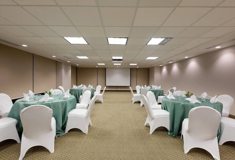 酒店 Holiday Inn Panama Distrito Financiero, An Ihg