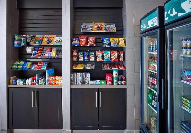 Отель Homewood Suites By Hilton Hamilton, Ontario, Canada