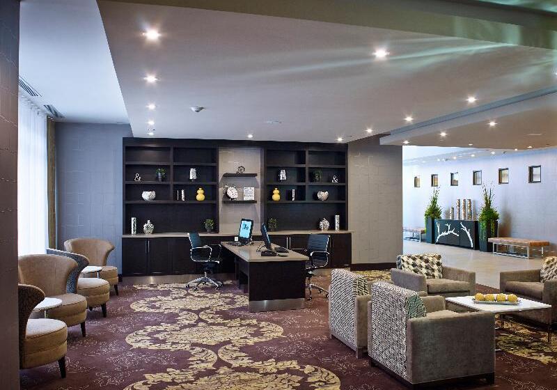 Отель Homewood Suites By Hilton Hamilton, Ontario, Canada