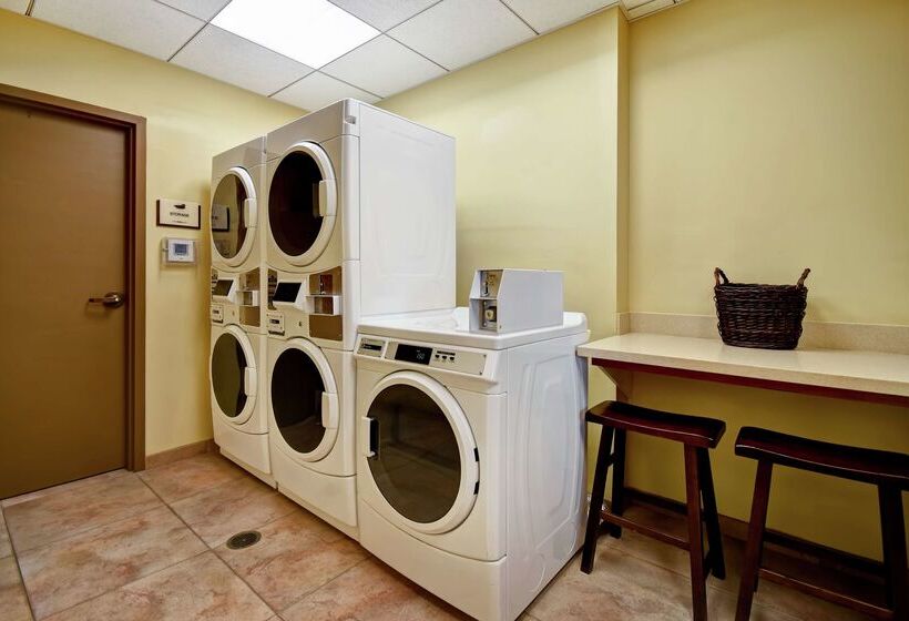 فندق Homewood Suites By Hilton Kalispell, Mt