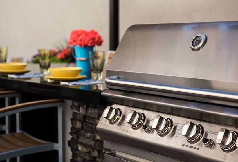 בית מלון כפרי Homewood Suites By Hilton Winnipeg Airport Polo Park, Mb