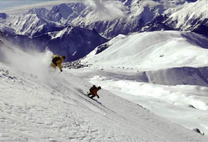 호텔 Hôtel Eliova Le Chaix