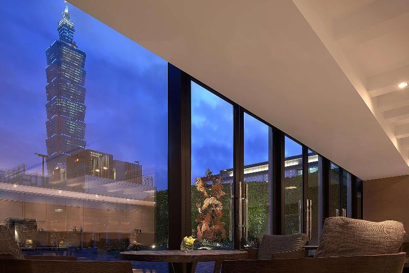 Humble House Hotel Taipei, Curio Collection By Hilton