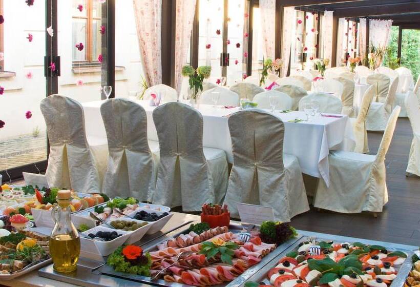 هتل Korona Spa & Wellness