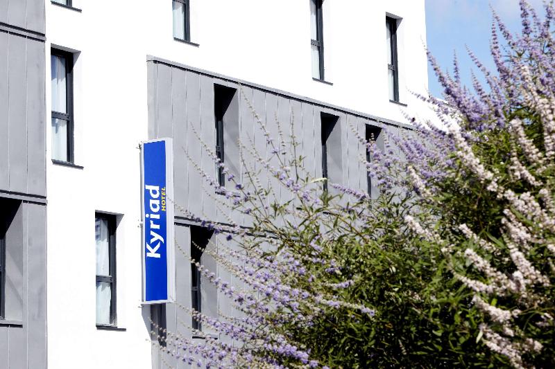 Отель Kyriad La Rochelle Centre  Les Minimes