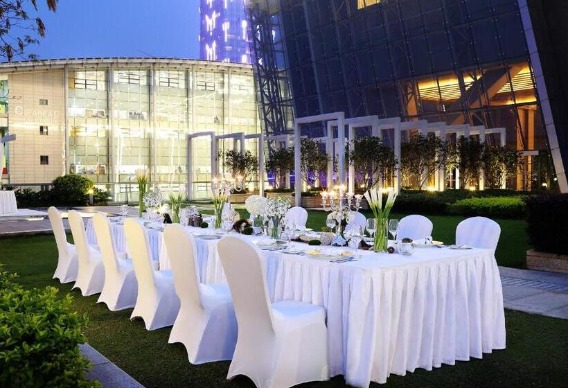 酒店 Langham Place Guangzhou   Walking Distance To Canton Fair & Overseas Buyers Registration Service