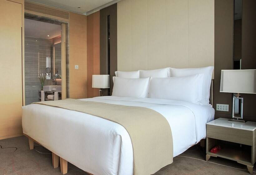 ホテル Langham Place Guangzhou   Walking Distance To Canton Fair & Overseas Buyers Registration Service