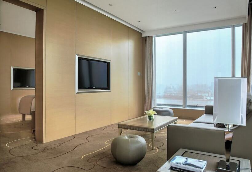 ホテル Langham Place Guangzhou   Walking Distance To Canton Fair & Overseas Buyers Registration Service