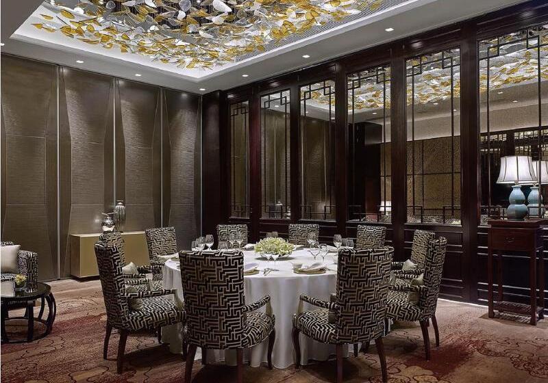 ホテル Langham Place Guangzhou   Walking Distance To Canton Fair & Overseas Buyers Registration Service