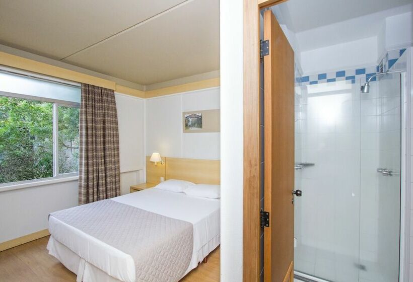 בית מלון כפרי Le Canard Joinville