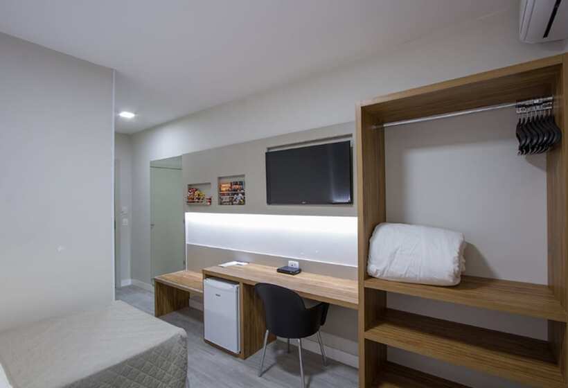 בית מלון כפרי Le Canard Joinville