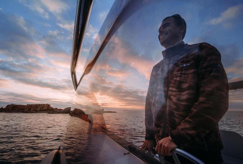 هتل Les Bergeries De Palombaggia