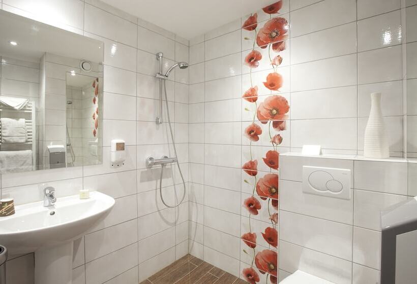 هتل Logis Hôtel Duquesne