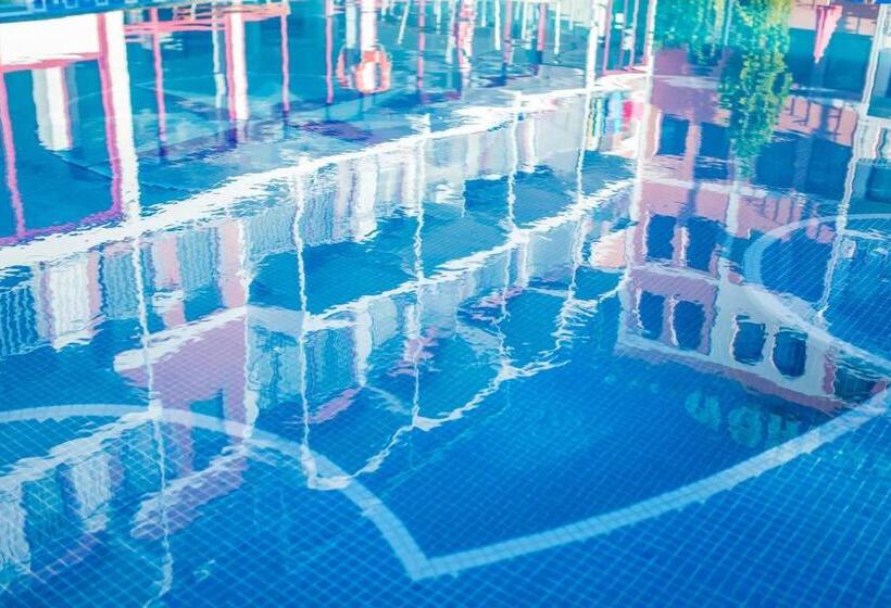 Отель Longoza All Inclusive