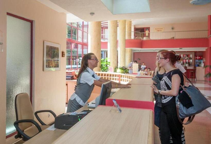 Отель Longoza All Inclusive