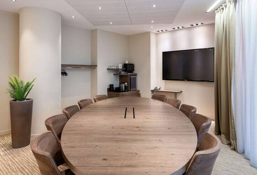 هتل Mercure Clermont Ferrand Centre Jaude