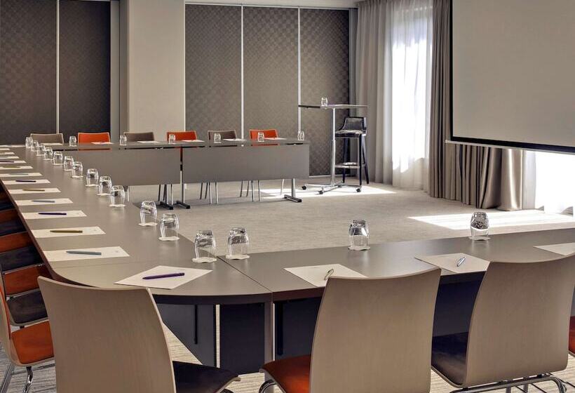 هتل Mercure Clermont Ferrand Centre Jaude