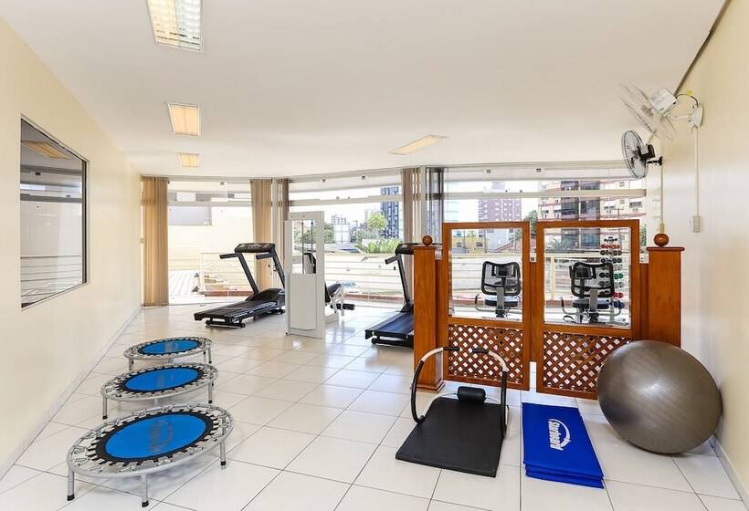 בית מלון כפרי Metropolitan Canoas