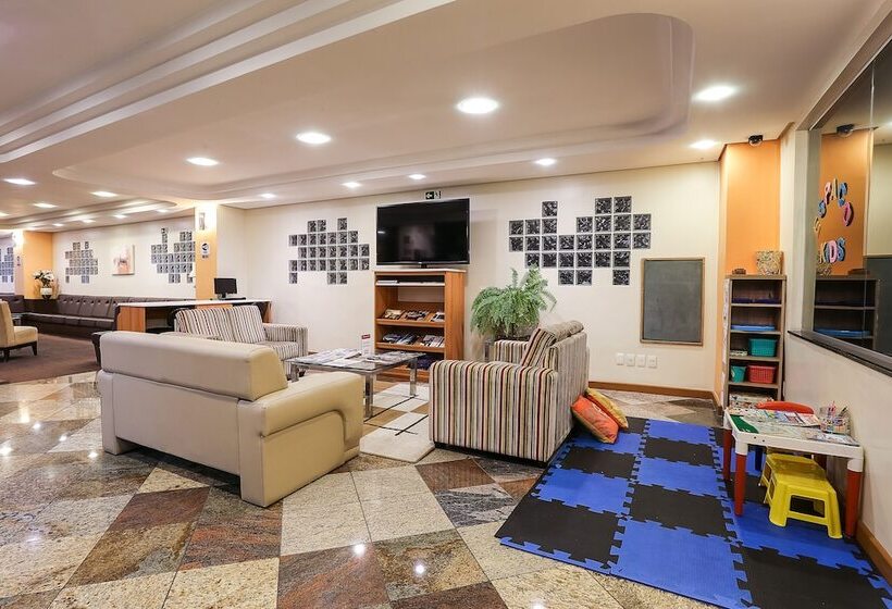 בית מלון כפרי Metropolitan Canoas