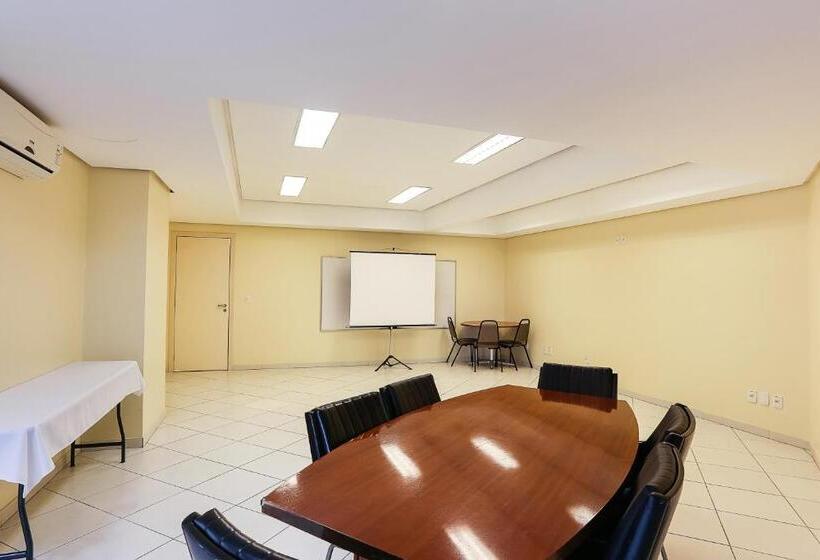 בית מלון כפרי Metropolitan Canoas