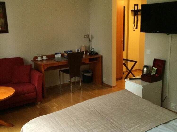 Nordfjord Hotell   Bryggen