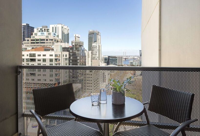 호텔 Oaks Melbourne On William Suites