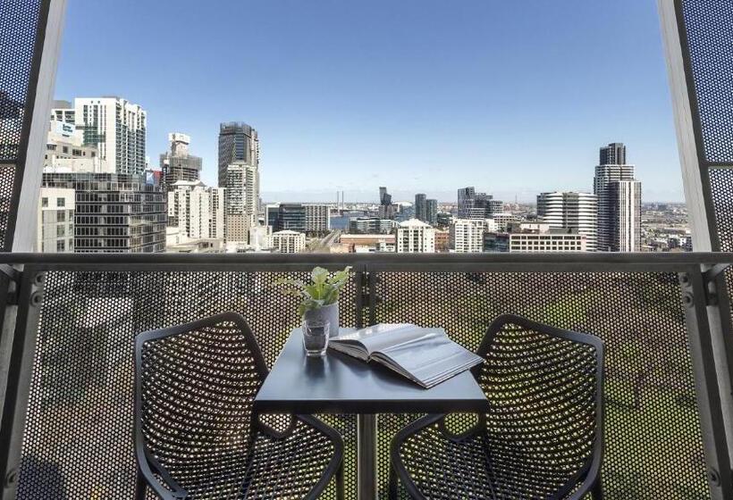 호텔 Oaks Melbourne On William Suites