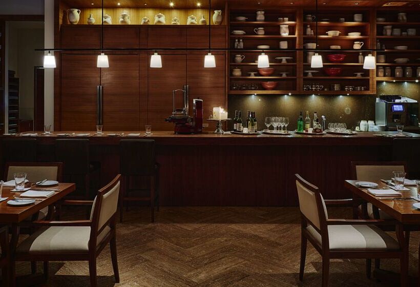 Отель Park Hyatt Chennai