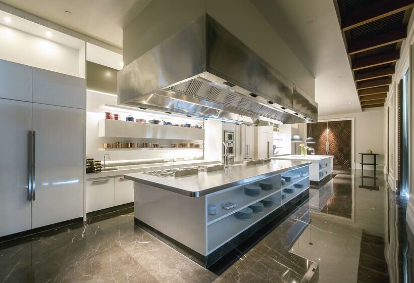 Отель Park Hyatt Chennai