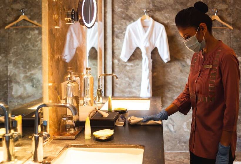 Отель Park Hyatt Chennai