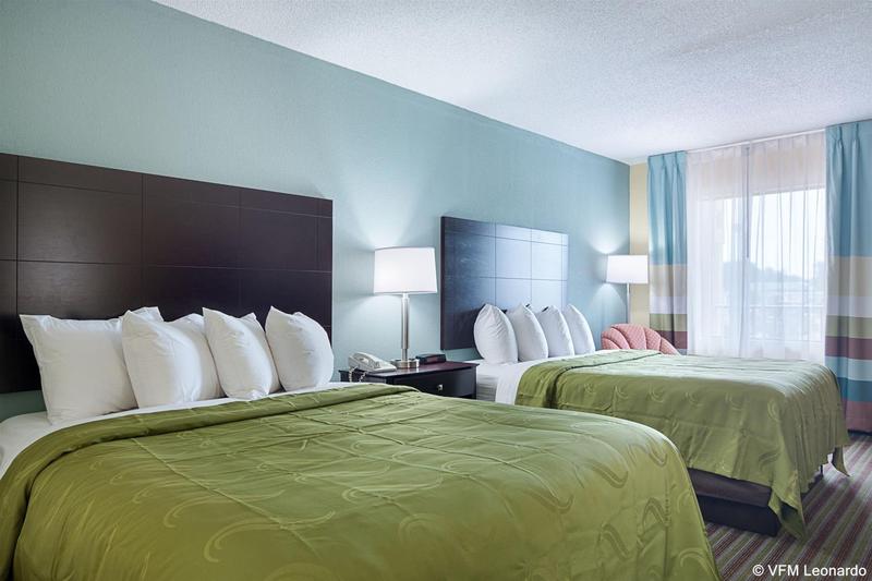Отель Quality Inn Calhoun North I75