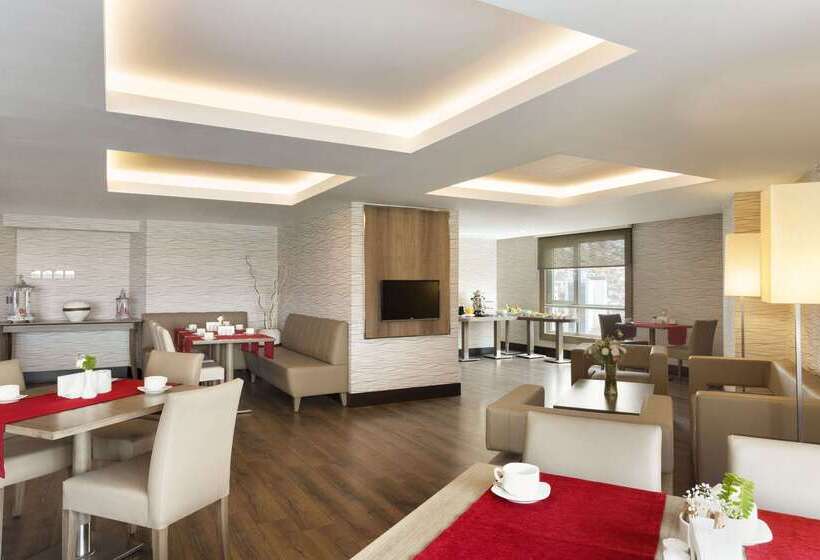 Hotel Ramada Plaza By Wyndham Izmir