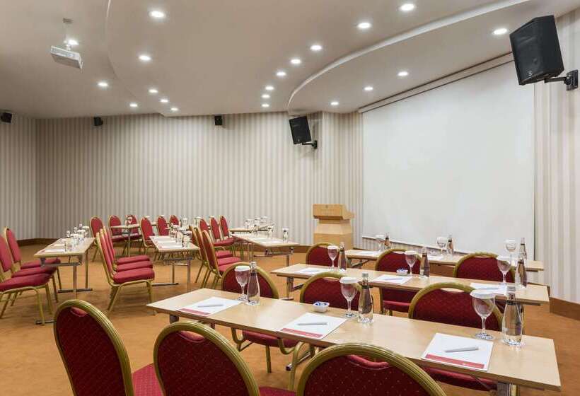 Hotel Ramada Plaza By Wyndham Izmir