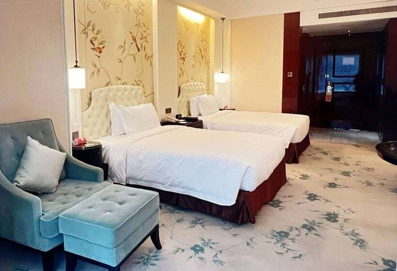 בית מלון כפרי Ramada Plaza Qiandeng Kunshan