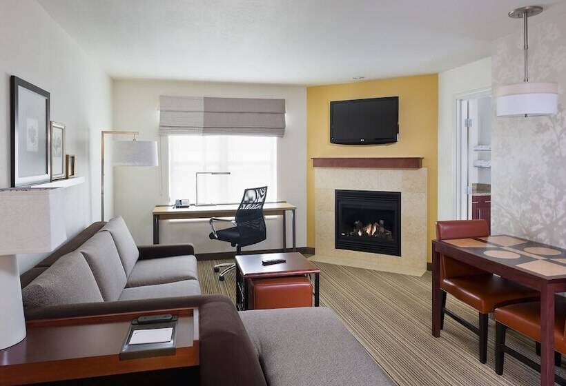 فندق Residence Inn Bismarck North