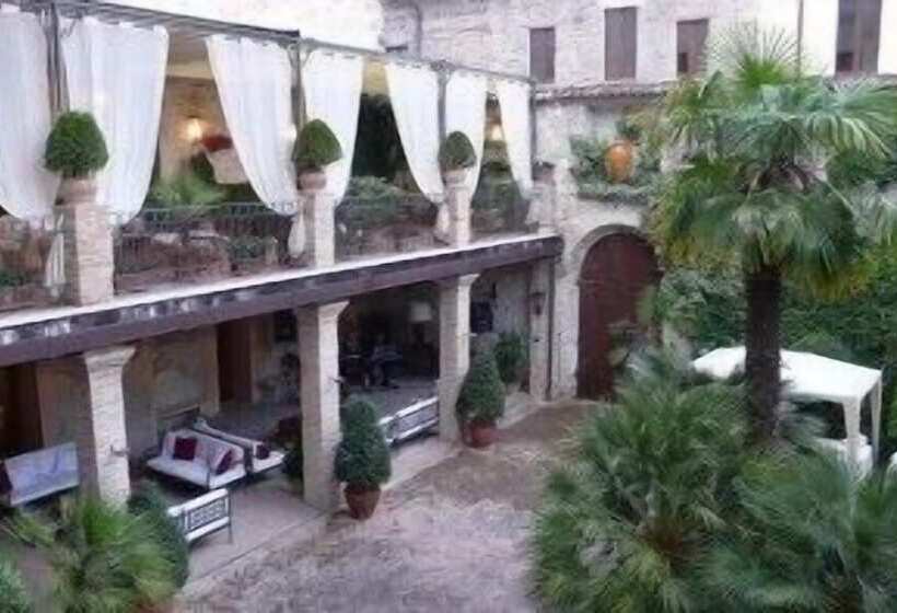 هتل & Residenza 100 Torri