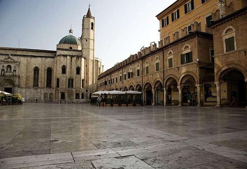 هتل & Residenza 100 Torri