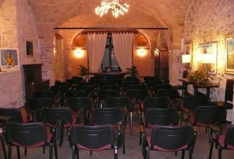 هتل & Residenza 100 Torri