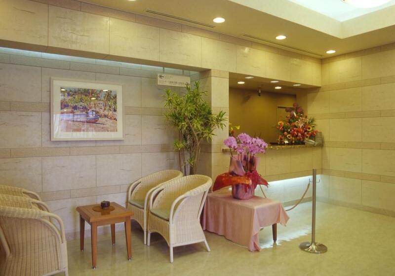 בית מלון כפרי Route Inn Naha Asahibashi Ekihigashi