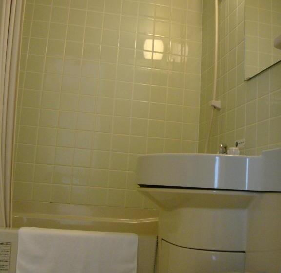 בית מלון כפרי Route Inn Naha Asahibashi Ekihigashi