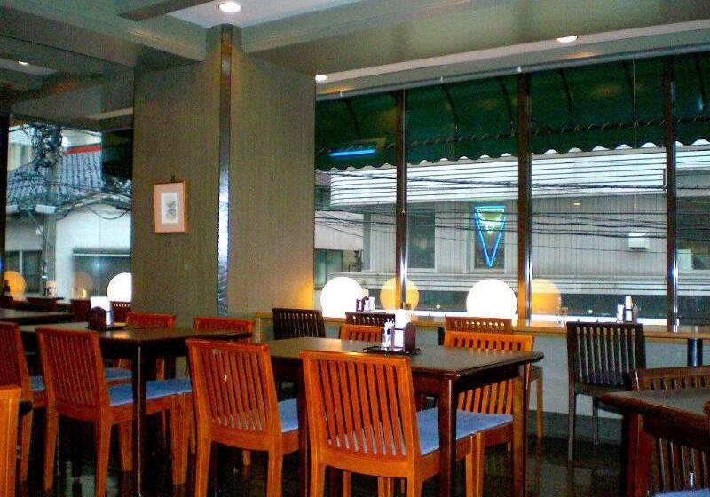 فندق Route Inn Toyama Ekimae