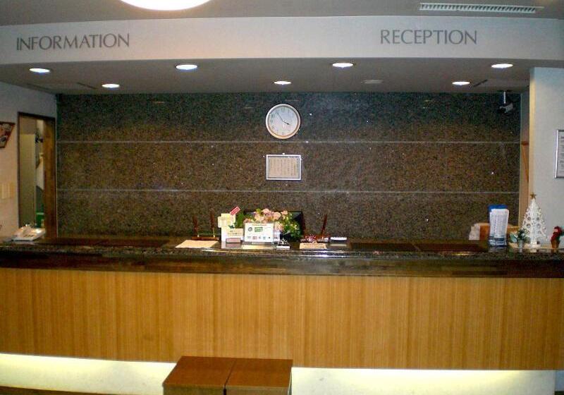 فندق Route Inn Toyama Ekimae