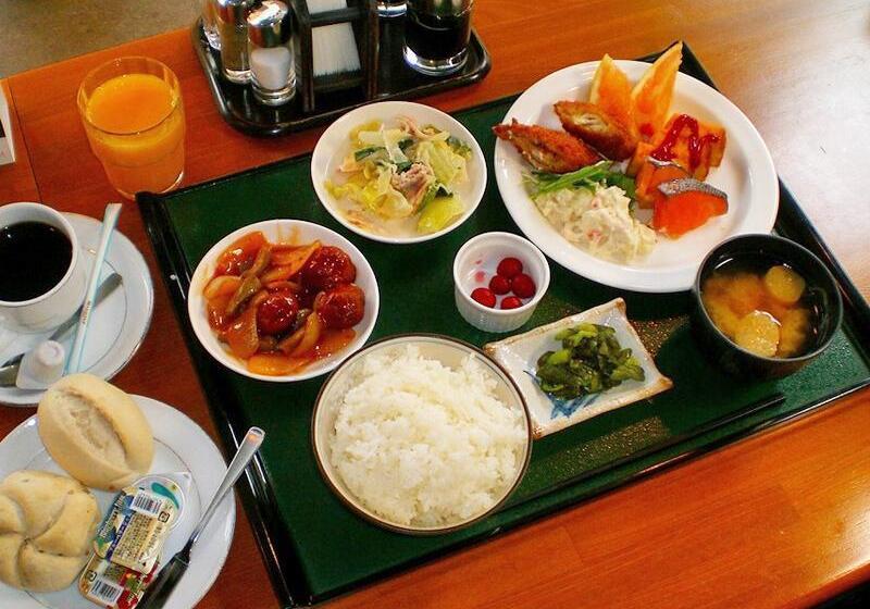 فندق Route Inn Toyama Ekimae