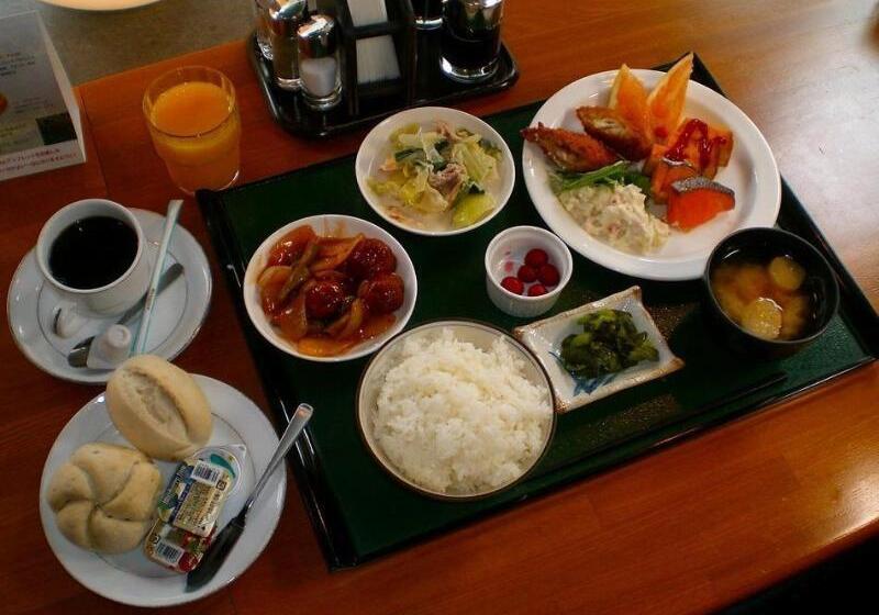 فندق Route Inn Toyama Ekimae