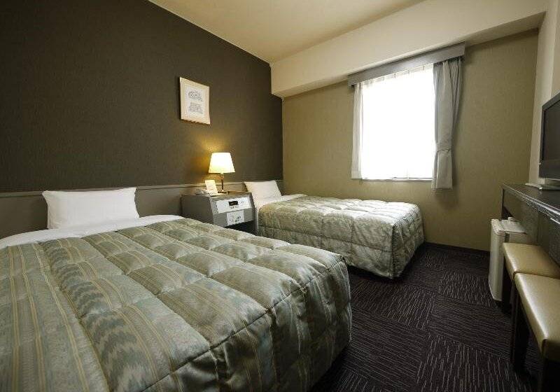 فندق Route Inn Toyama Ekimae
