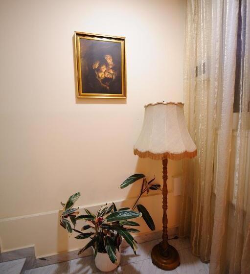 ホテル Royal Craiova