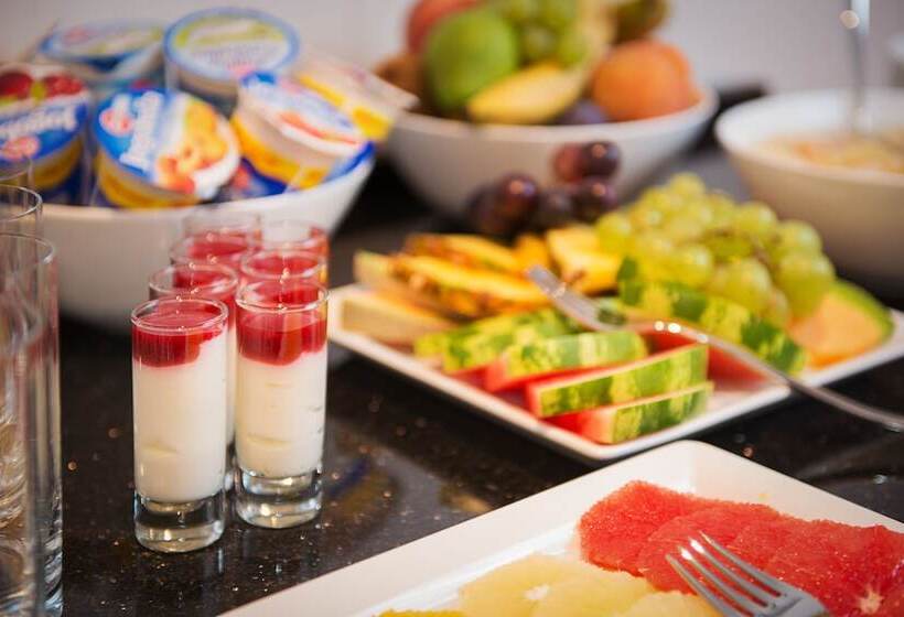 Różany Gaj   Destigo Hotels