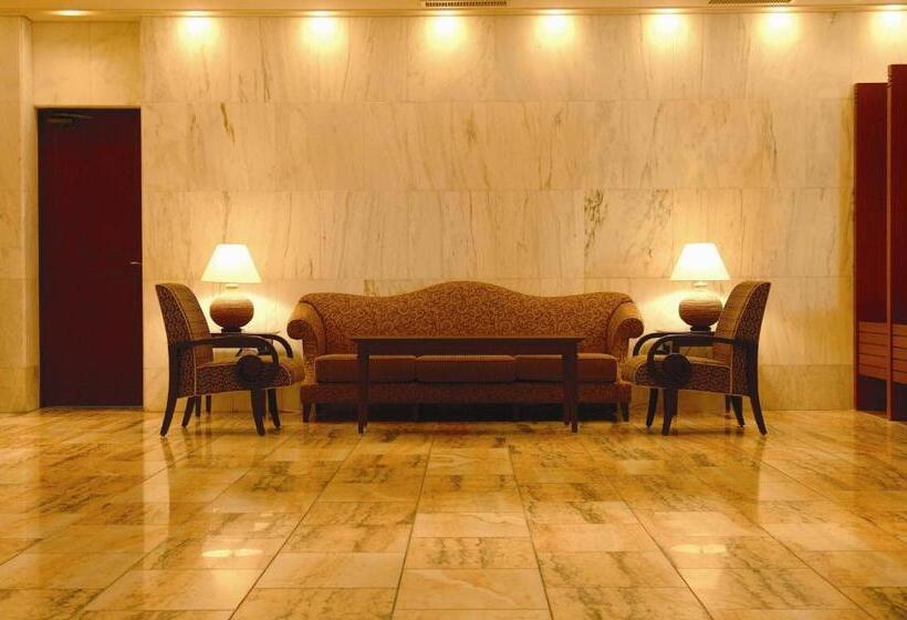 בית מלון כפרי Ryukyu Sun Royal