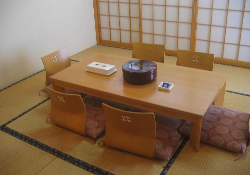 בית מלון כפרי Ryukyu Sun Royal