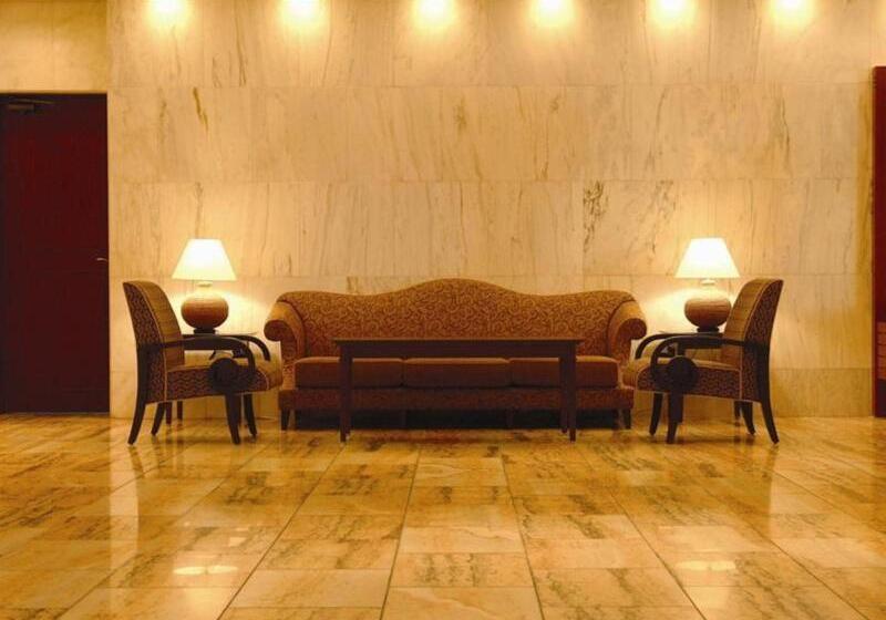 בית מלון כפרי Ryukyu Sun Royal